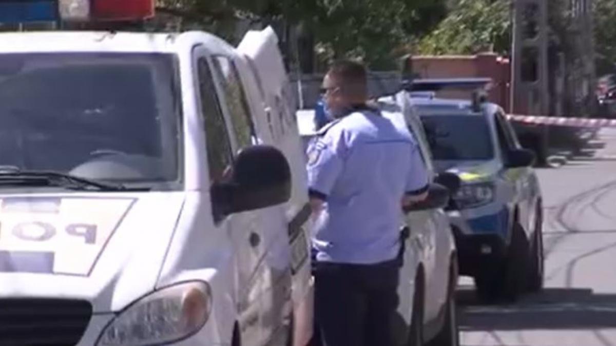 mama injughiat fiica 11 ani bucuresti