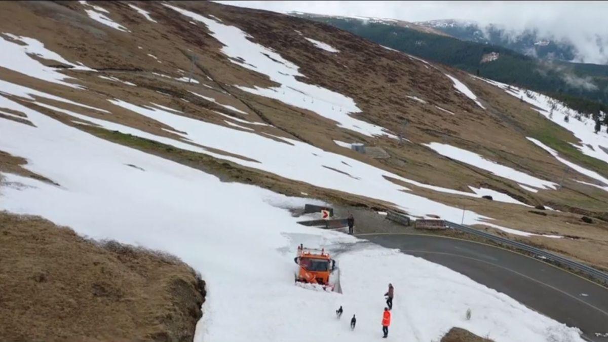 imagini spectaculoase transalpina utilajele deszapezire