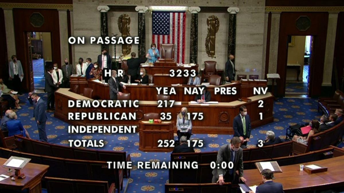 republicani democrati comisie revolte capitoliu