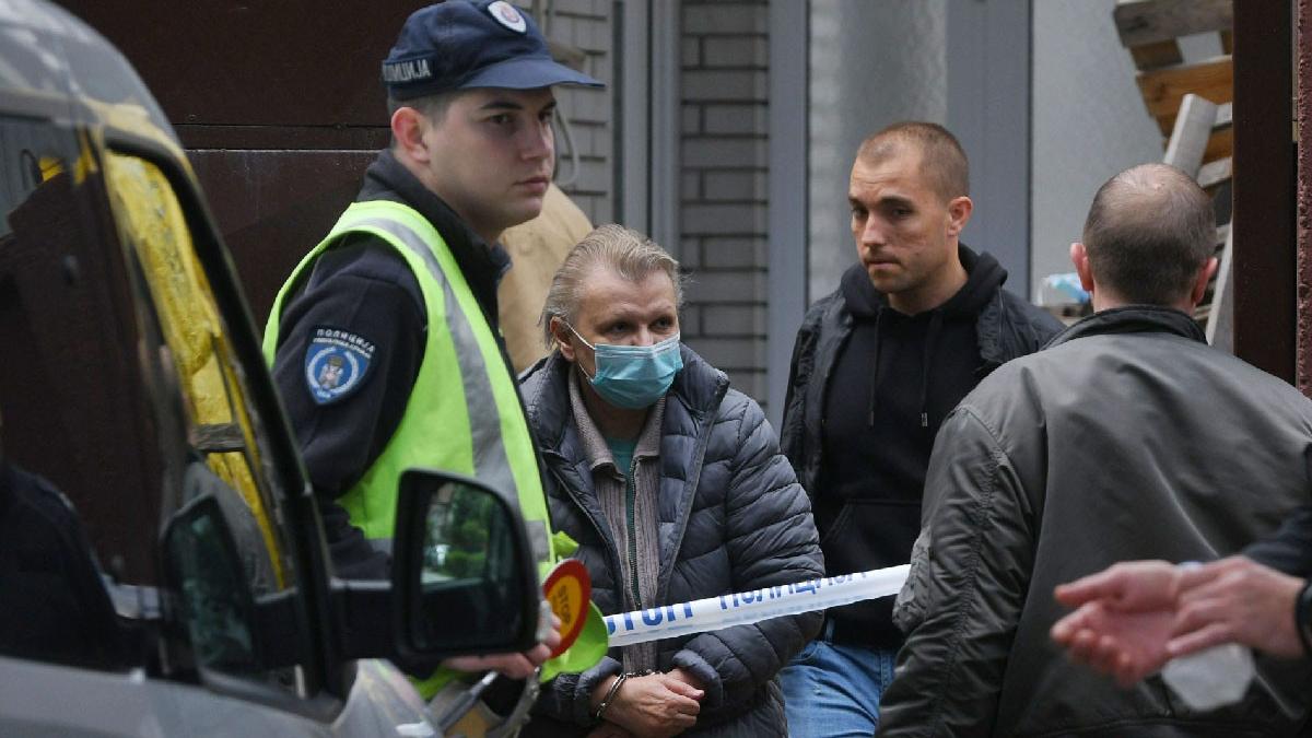 romanca ucisa ingropata serbia bani