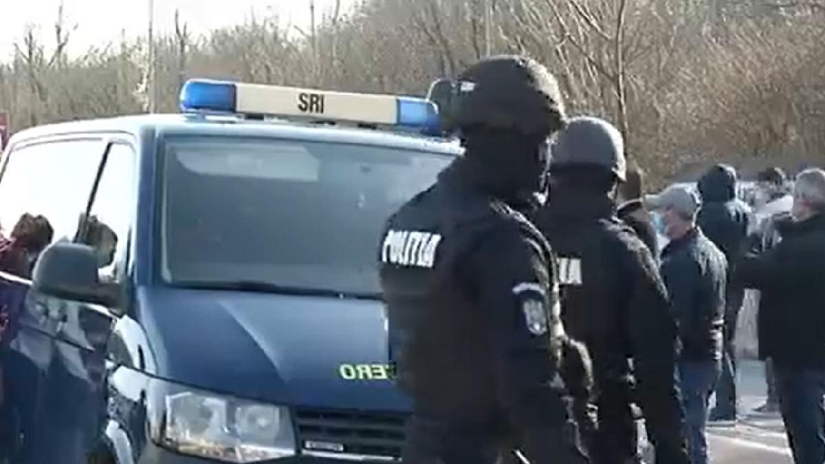 colet suspect amabasada suediei bucuresti alerta bomba