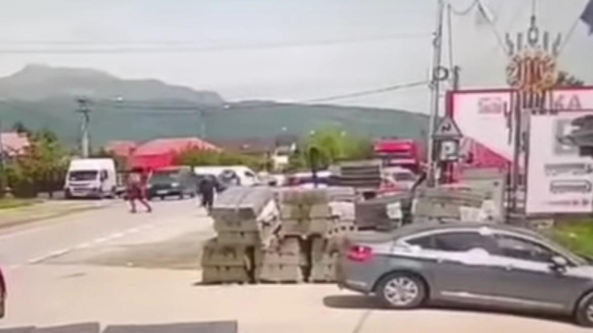 moment cantaret corin dobrescu spulberat masina