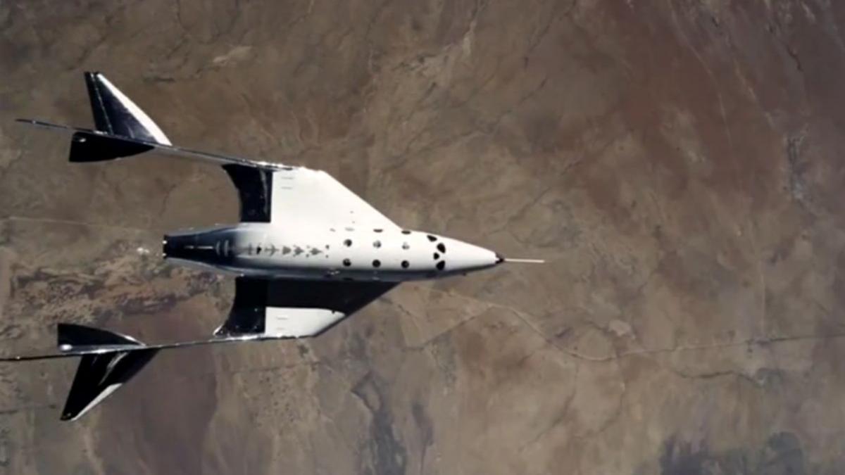 virgin galactic richard branson spatiu cosmic