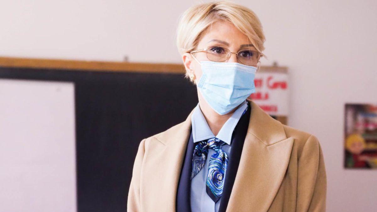 raluca turcan salariu minim european romania