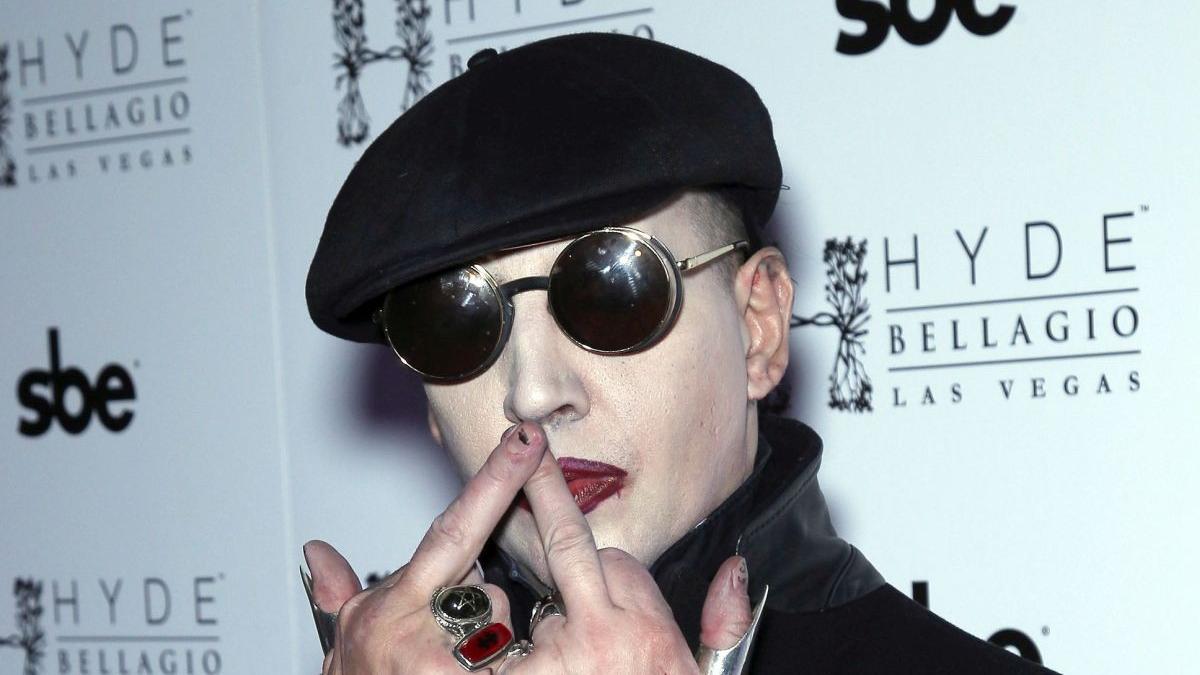 marilyn manson mandat arestare