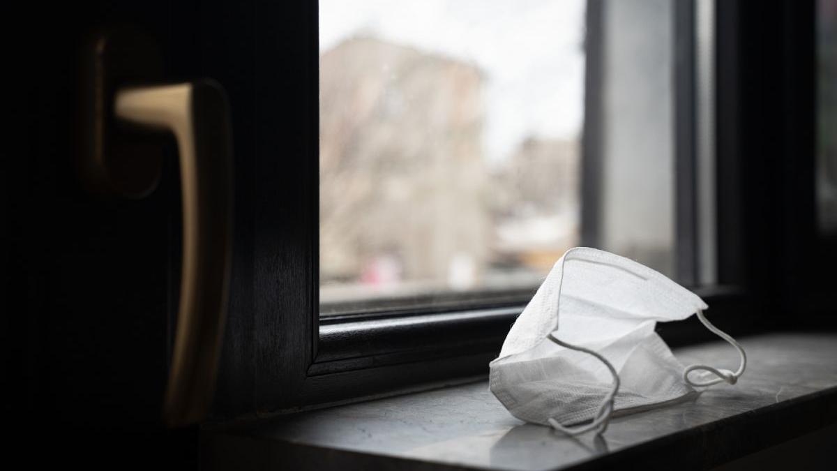 persoanele vaccinate masca de protectie spatii inchise