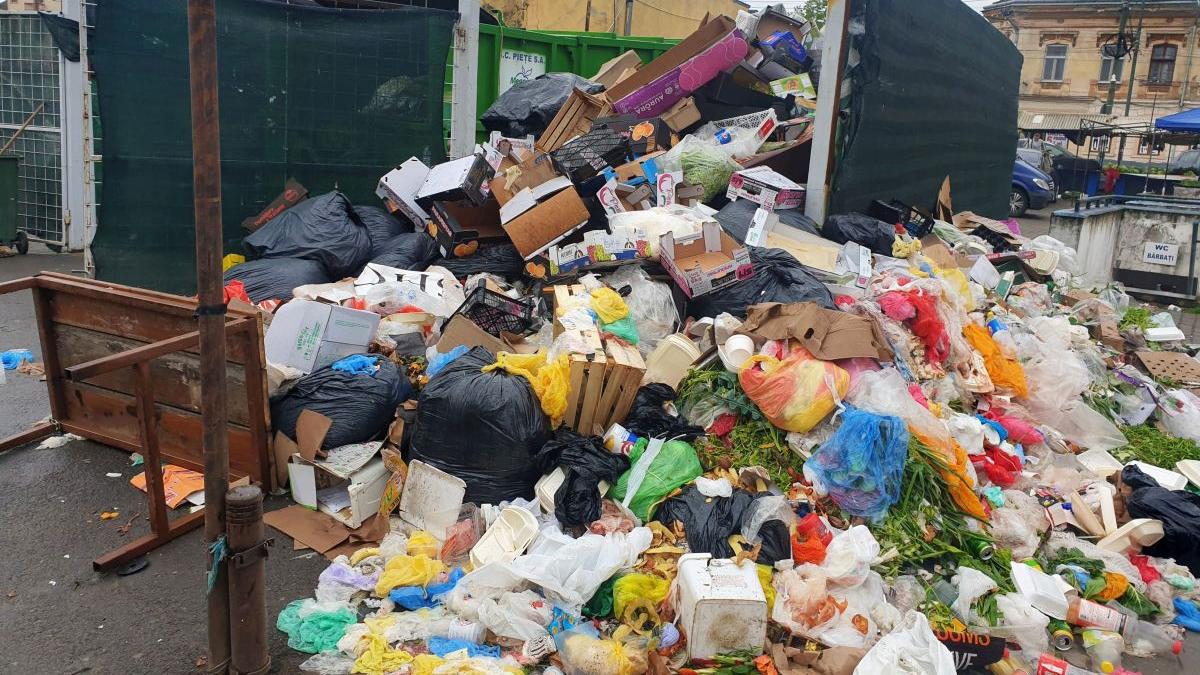 recompensa 100 lei prindere persoane aruncare gunoi