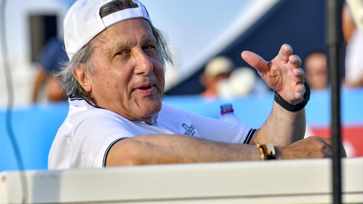 ilie nastase cerere statuie nicusor dan