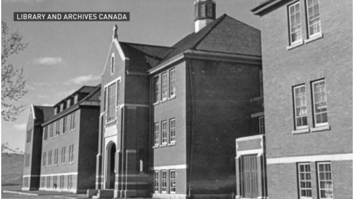 ramasitele copii ingropate scoala canada