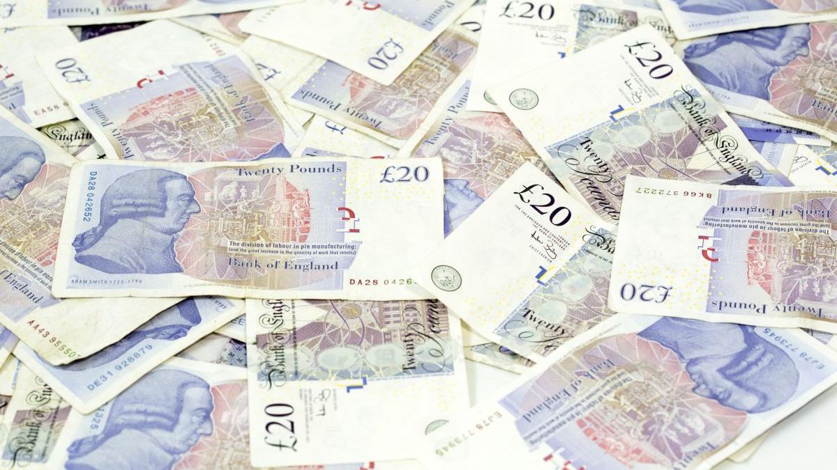 londra captura bani lichizi arme droguri