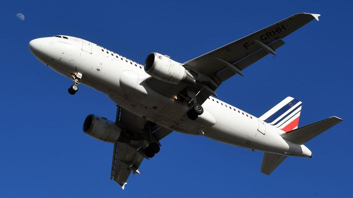 air france paris charles de gaulle amenintare bomba