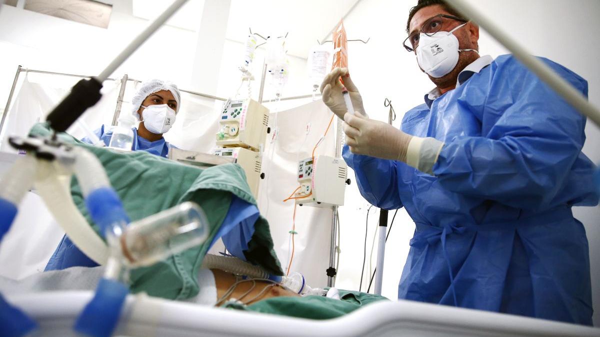 anti vaccinist internat stare grava covid rick wiles trunews