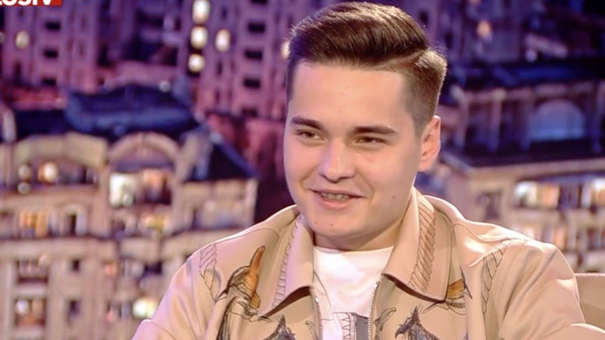 selly 3 milioane abonati youtube