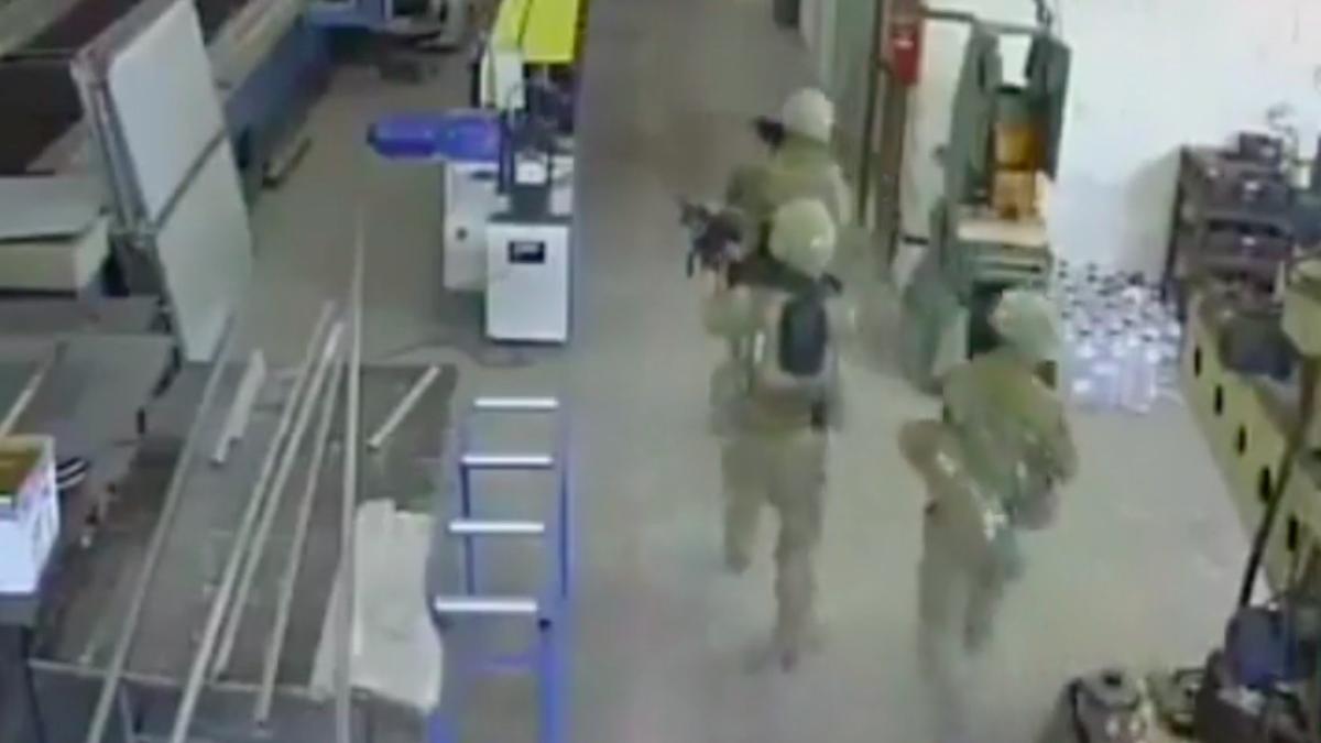 trupele nato au luat cu asalt din greseala fabrica ulei bulgaria