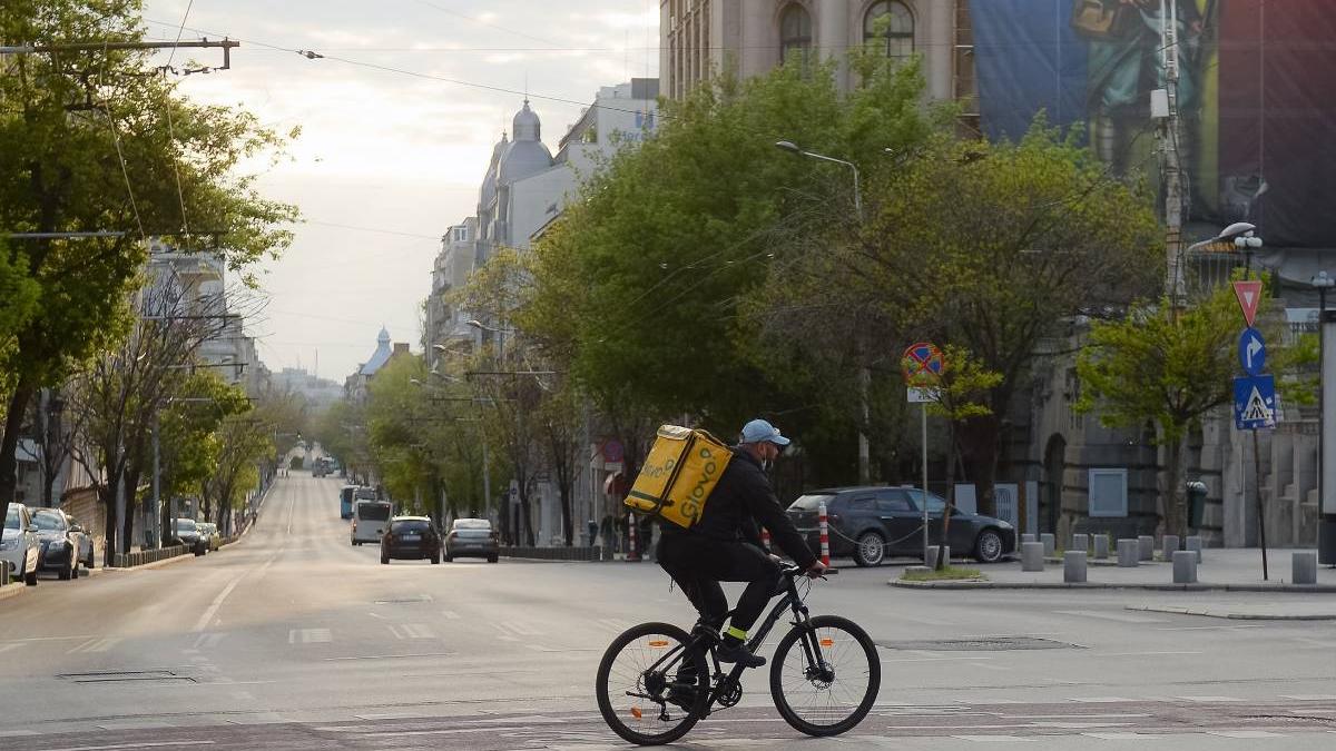 meseria livrator cea mai cautata romania salariu curier