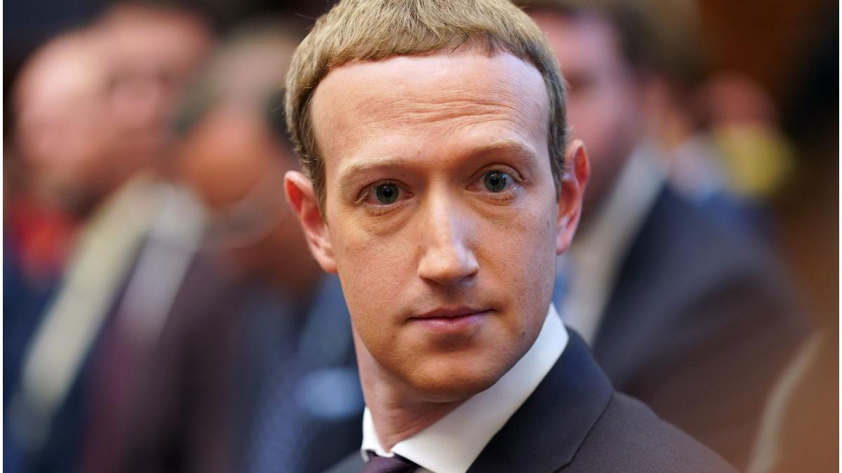 politicieni imunitate facebook