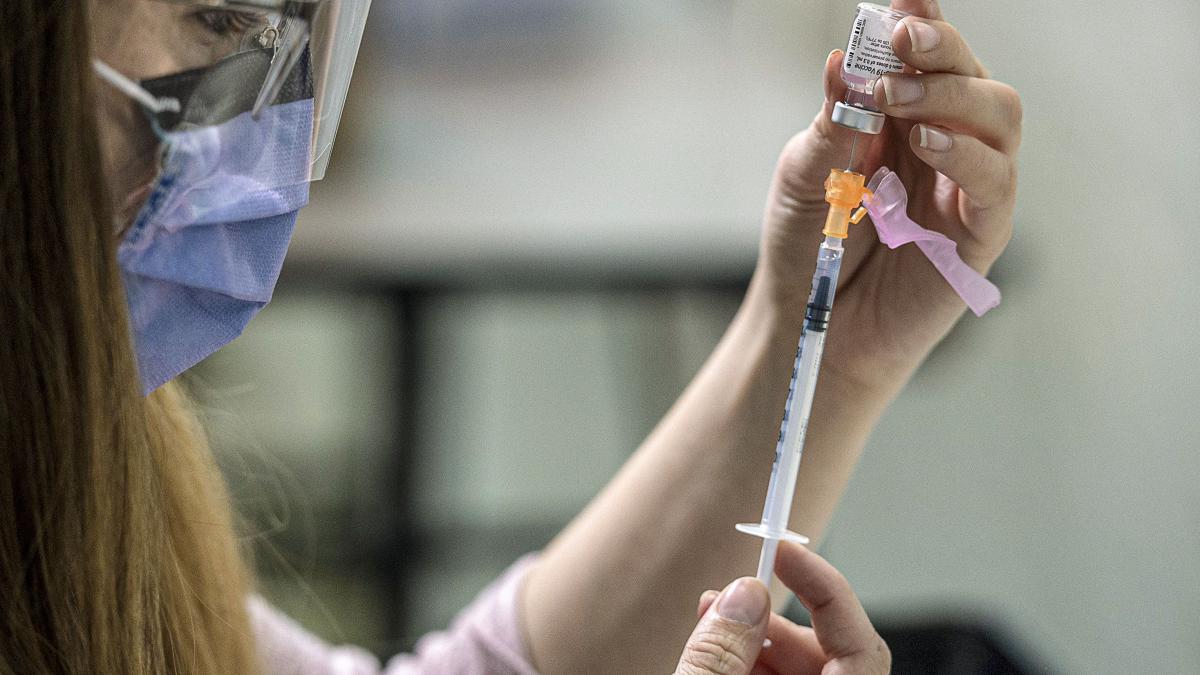 pacienti boli rare dezvolta greu anticorpi vaccinare covid
