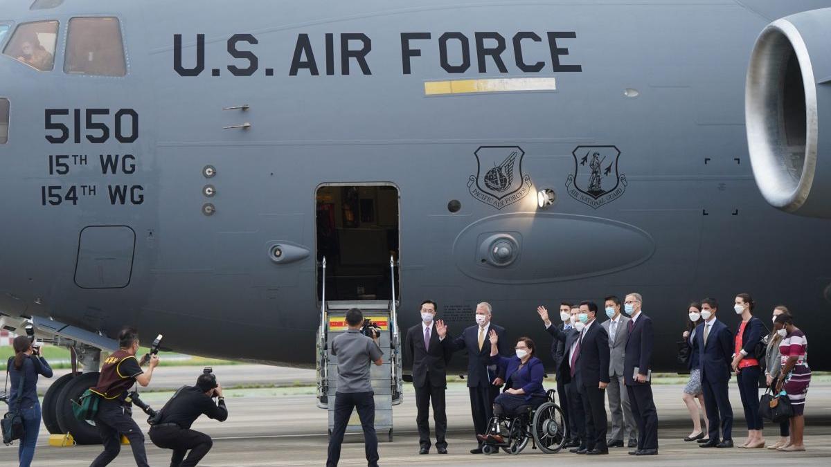 china vaccin covid taiwan avion militar biden