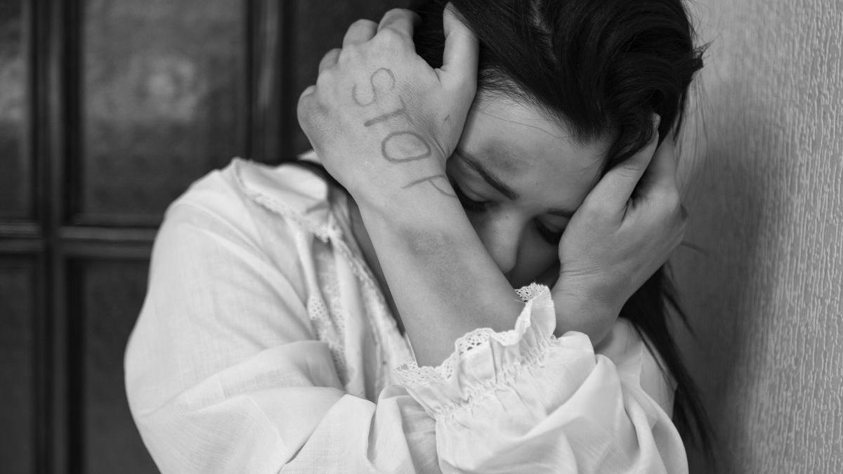 tanara rapita ploiesti sechestrata violata