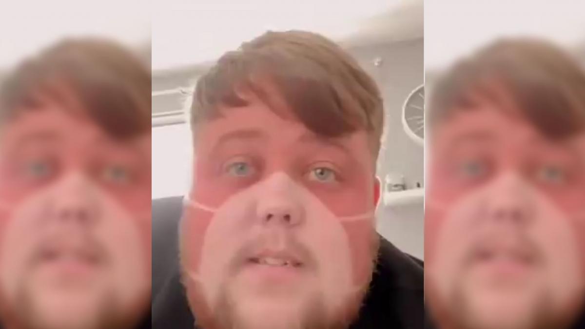 mesajul trist al unui tanar care s a bronzat cu modelul mastii de protectie pe fata