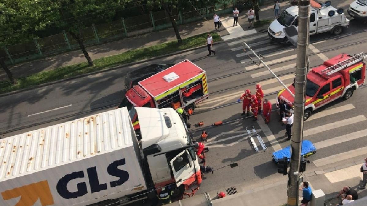 pieton accident mortal tir bulevard cluj