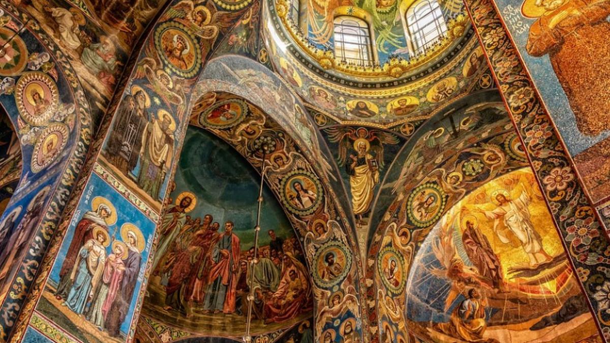 barbat jefuit biserica sinaia