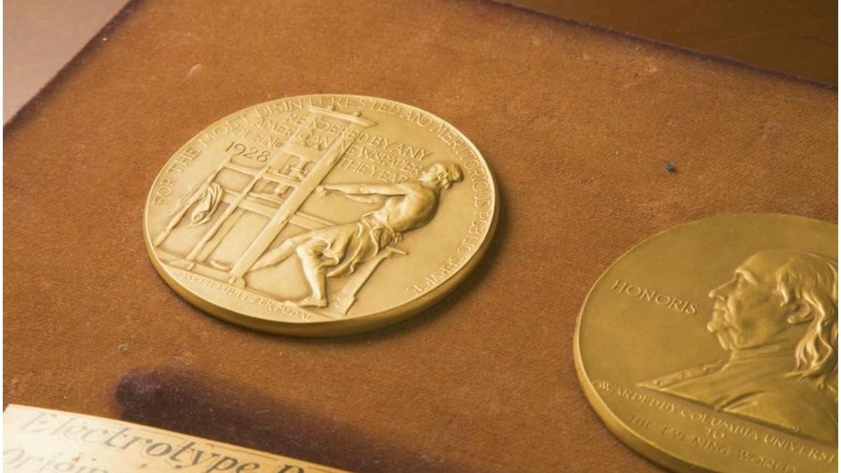 decernare premii pulitzer