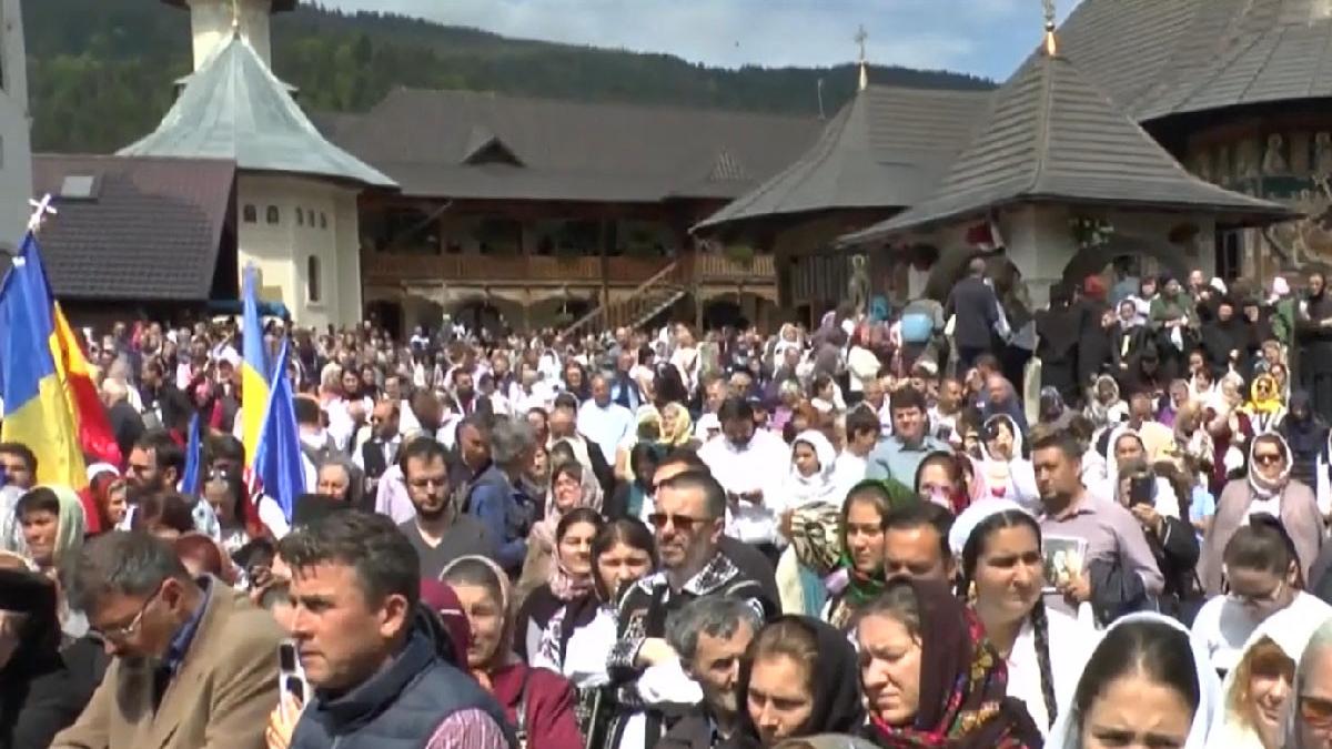 pelerinaj slujba pomenire parinte iustin parvu neamt