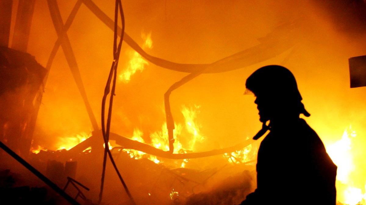 incendiu fagaras brasov un mort trei raniti
