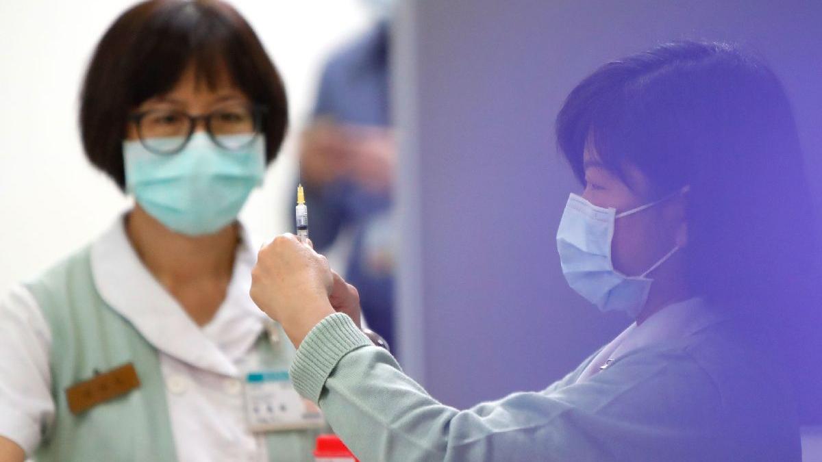 medici vaccinati infectati