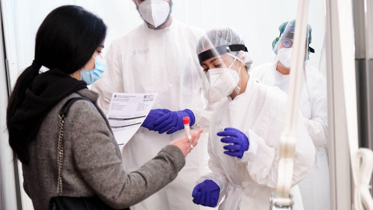 studenti universitate babes bolyai camin vara vaccin