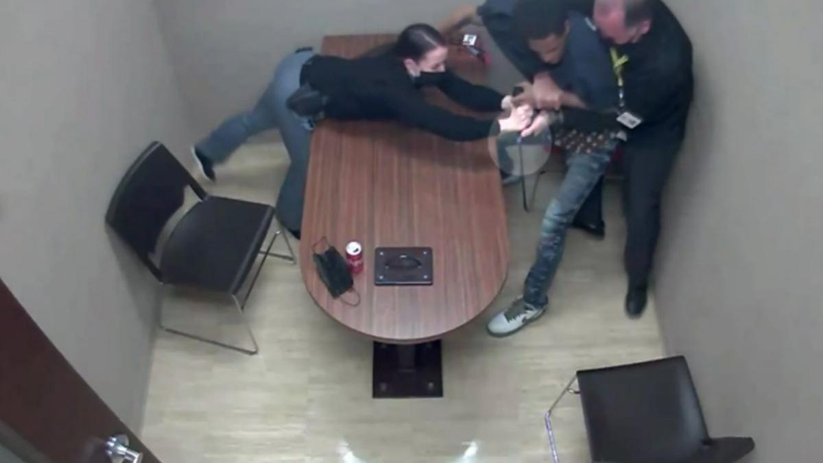 terrel rhodes amari nicholson ucidere copil interogatoriu arma nevada