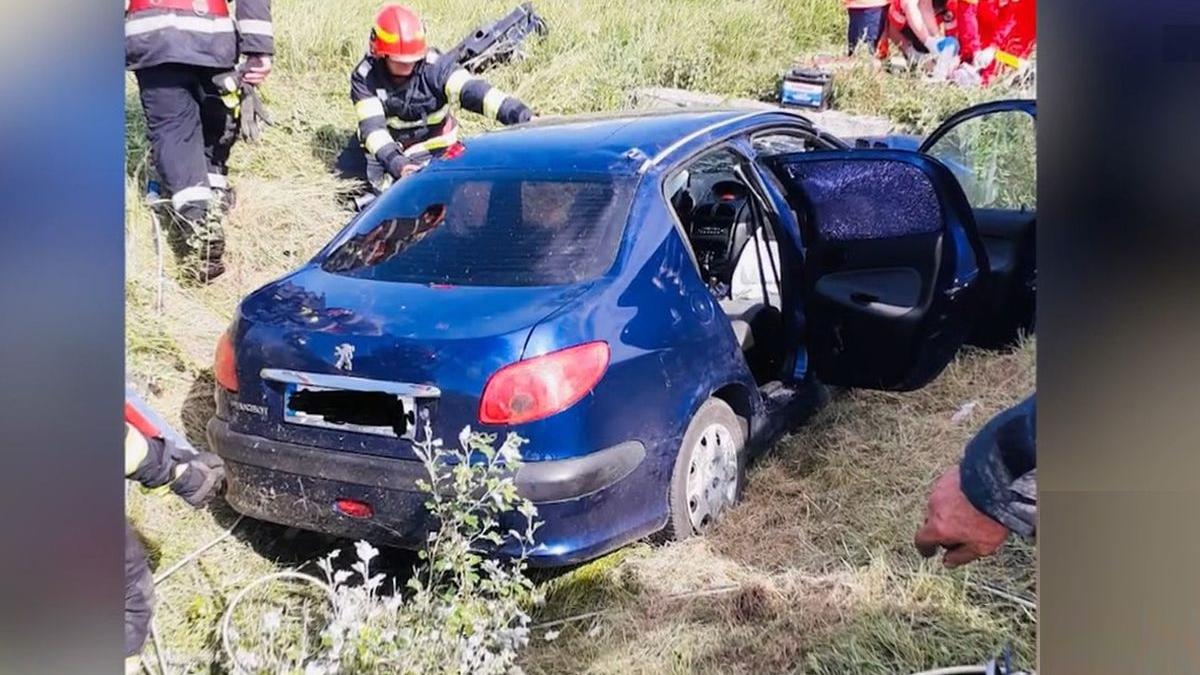 accident gorj mama moarta fetite gemene orfane