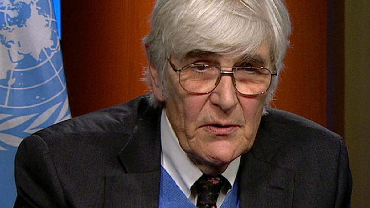 a murit jurnalistul edward mortimer