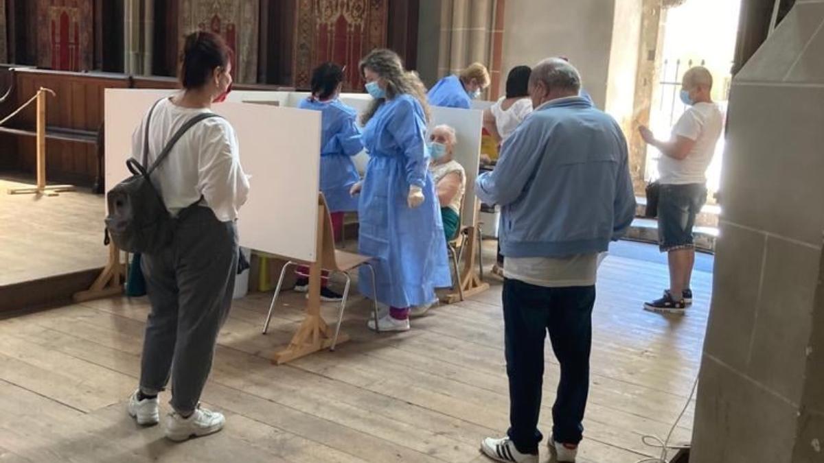 primul eveniment de vaccinare intr o biserica din romania