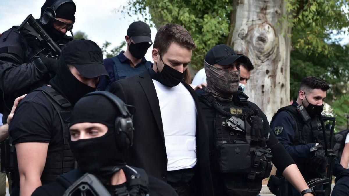 criminal grecia antiglont escorta asfixiere spanzurare