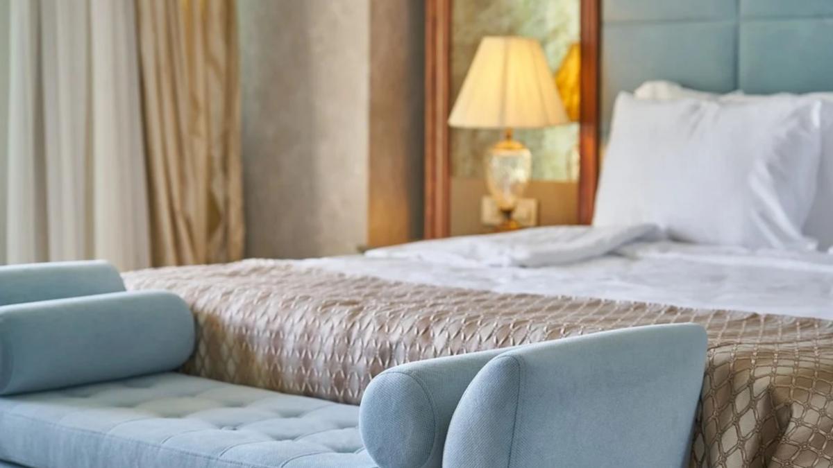 surpriza neplacuta pentru un turist cazat la o pensiune din cluj proprietarul i a ras in nas cand i