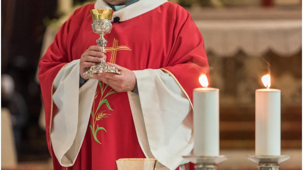 vatican sanctiune episcopi agresiune minori