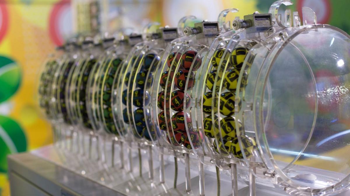 marele premiu loto 6 49 castigat jucator suceava