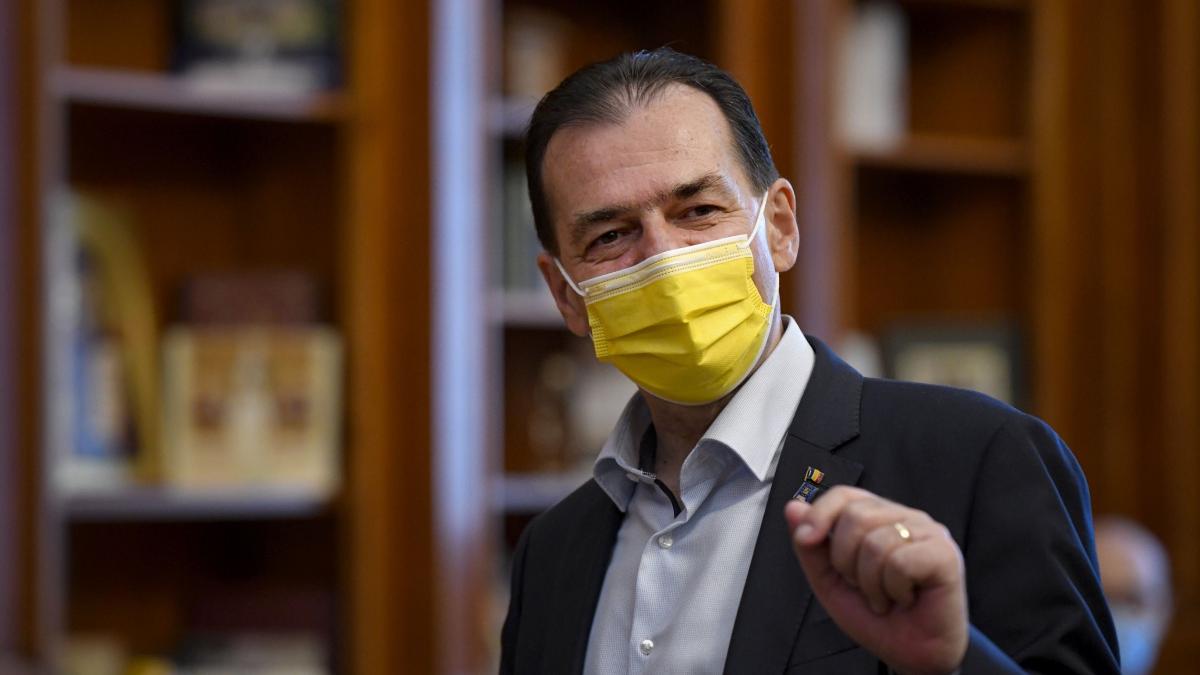 ludovic orban recunoaste nu a votat legea romanii vaccinati anti covid zile libere