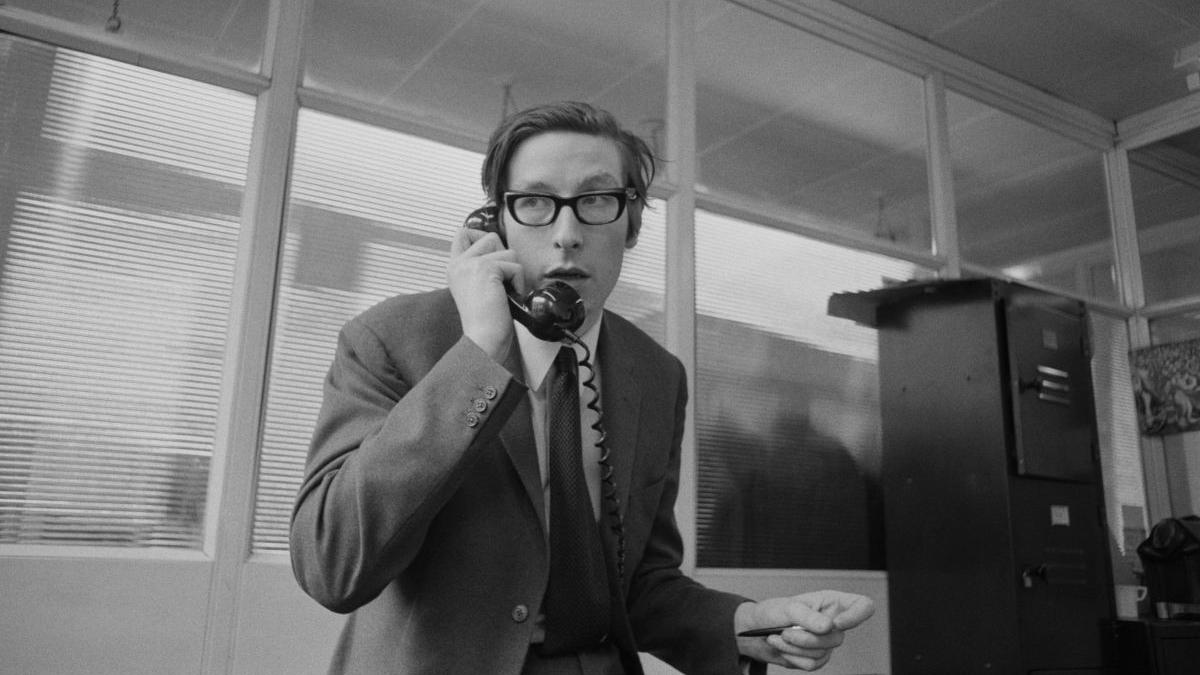 barbat india viu sunat primarie ridicare certificat deces