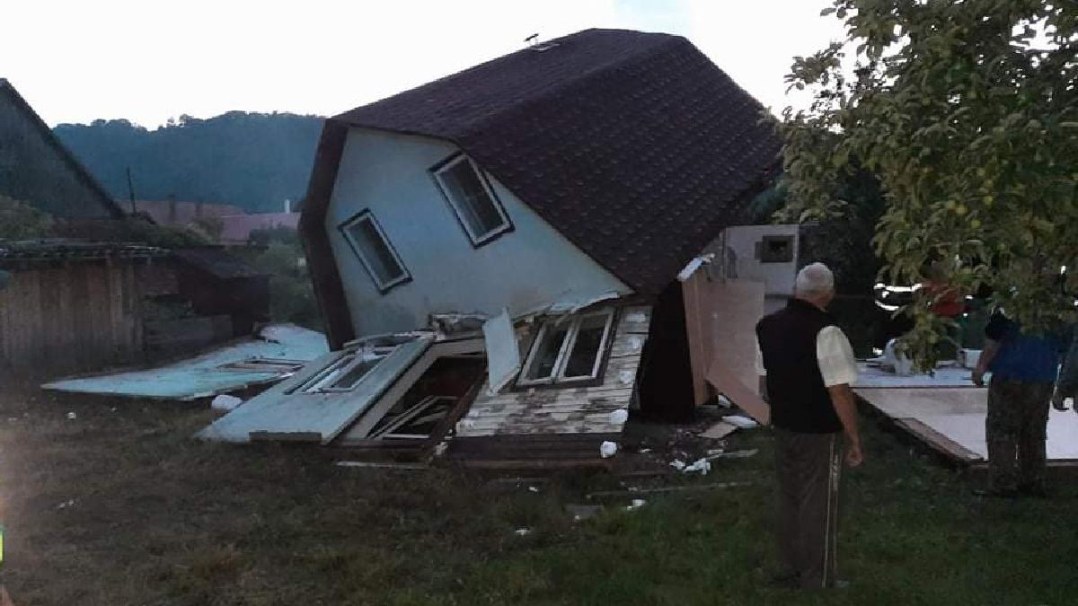 explozie butelie locuita praid harghita mama copil raniti