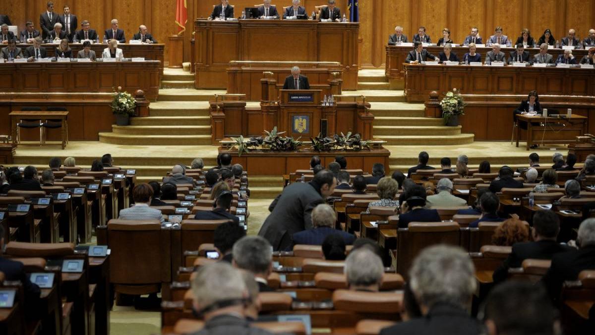 comisia venetia desfiintare sectie investigare infractiuni justitie