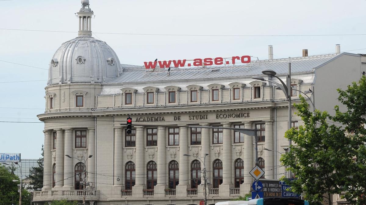 au inceput inscrierile la facultate unde se depun online dosarele de admitere