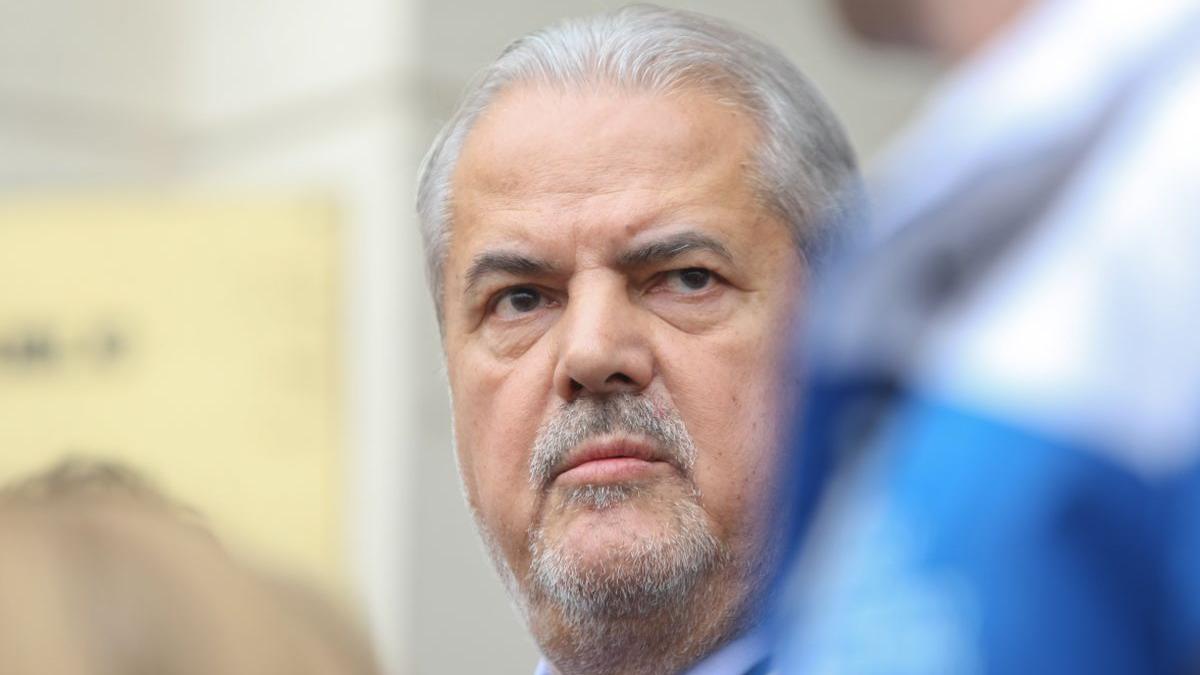 ccr adrian nastase ramane fara ordin steaua romaniei