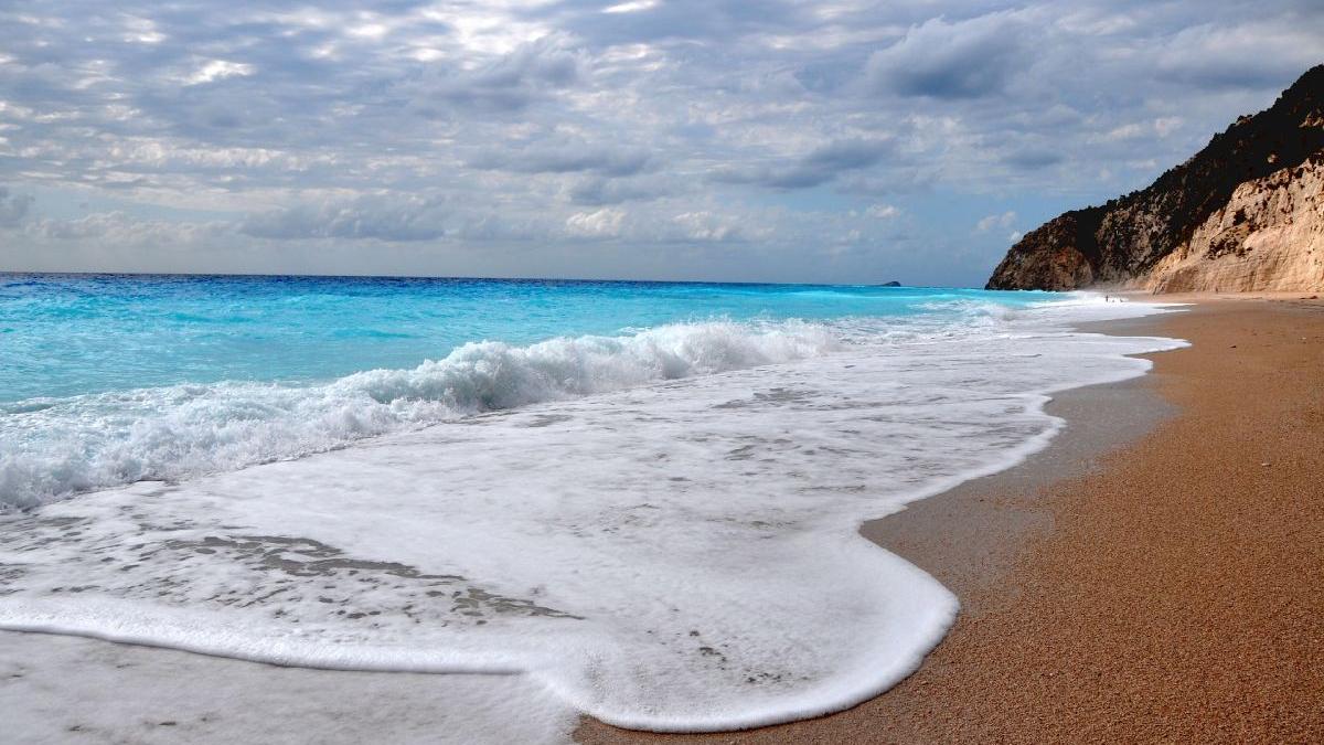 costuri vacanta doua saptamanai grecia calculate romanca