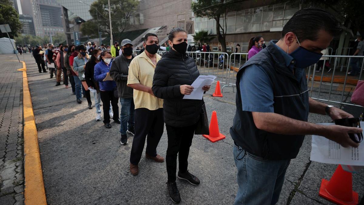 record programari vaccinare franta amenintari macron