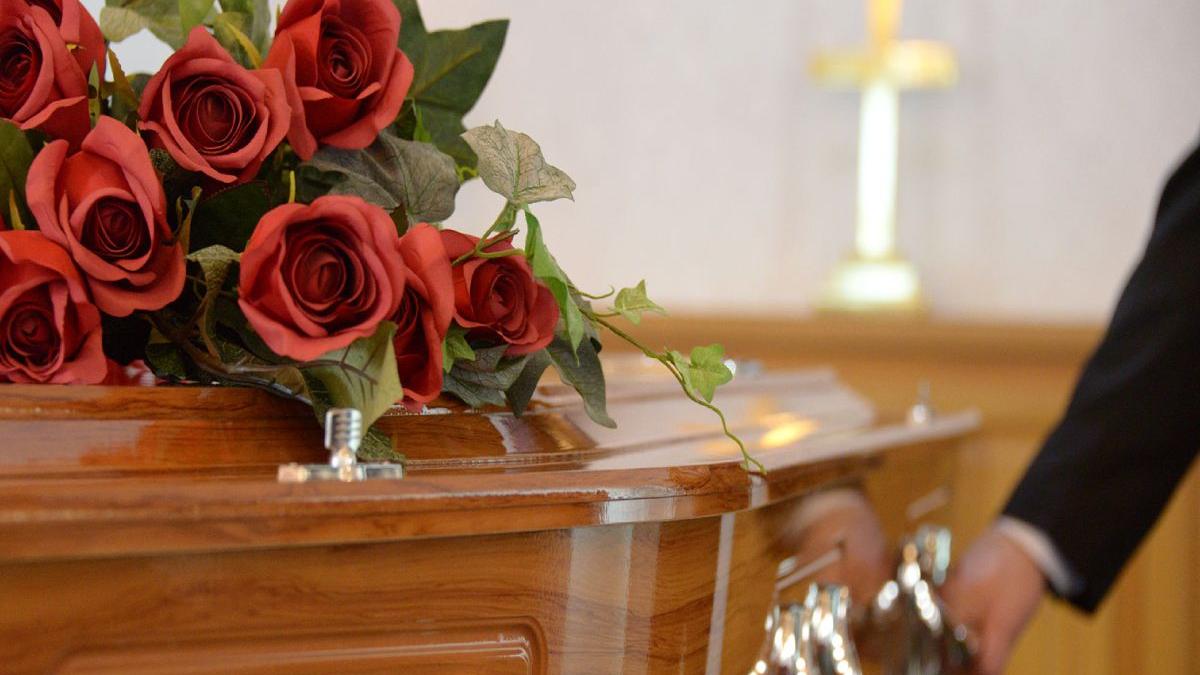 sfaturi alegere firme servicii funerare