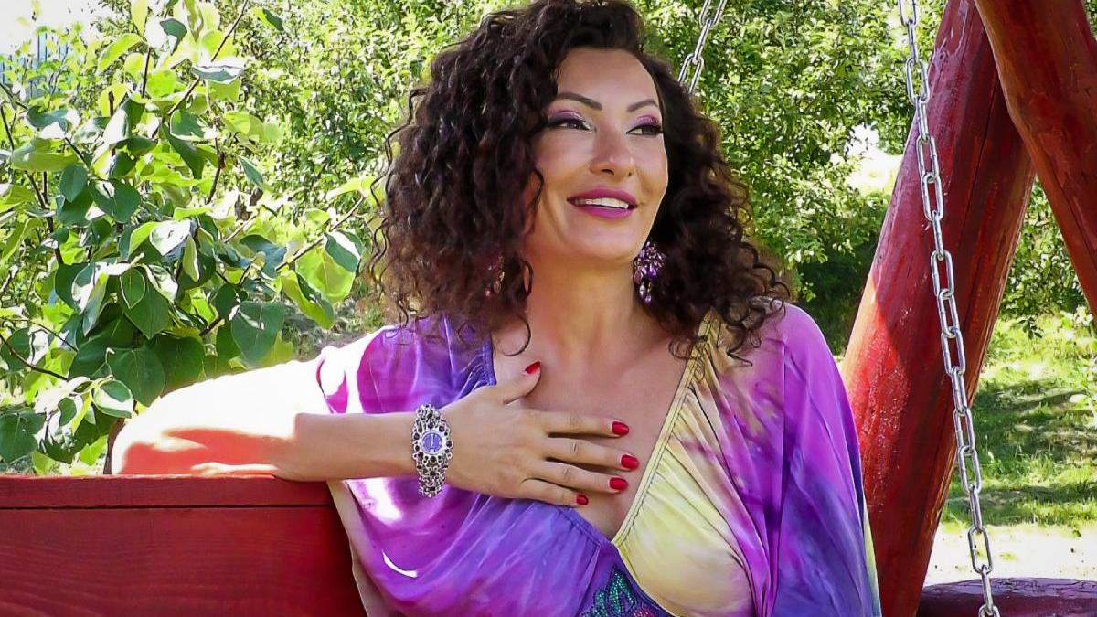 anca dragalina poveste fata saraca sfantu gheorghe model international