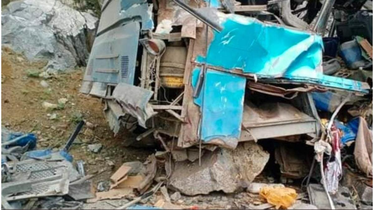 explozie autobuz pakistan morti